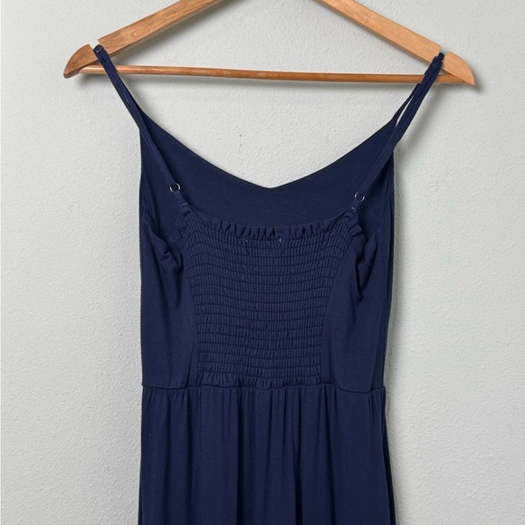 Evereve Eloise Tiered Maxi Dress w/smocked back in navy blue size small - Picture 6 of 13